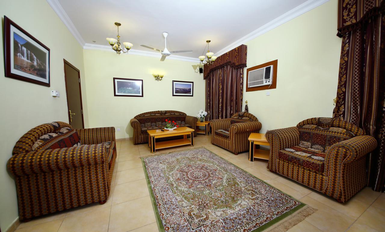 Muscat International Hotel Exteriör bild